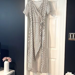 White and black high low midi dress. Size L